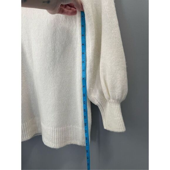 Express cream cowl neck sweater Size XS - Picture 7 of 7